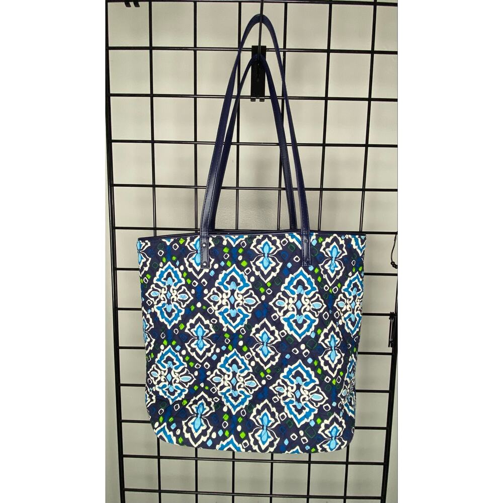 Vera Bradley Ink Blue Tote | Retired 2015 | Navy Leather Handles